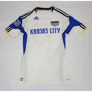 Adidas Sporting Kansas City Soccer Jersey Mens Medium. #13 Busio Retro Climacool